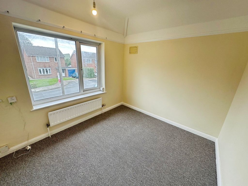 Property photo 3 of 11 Image