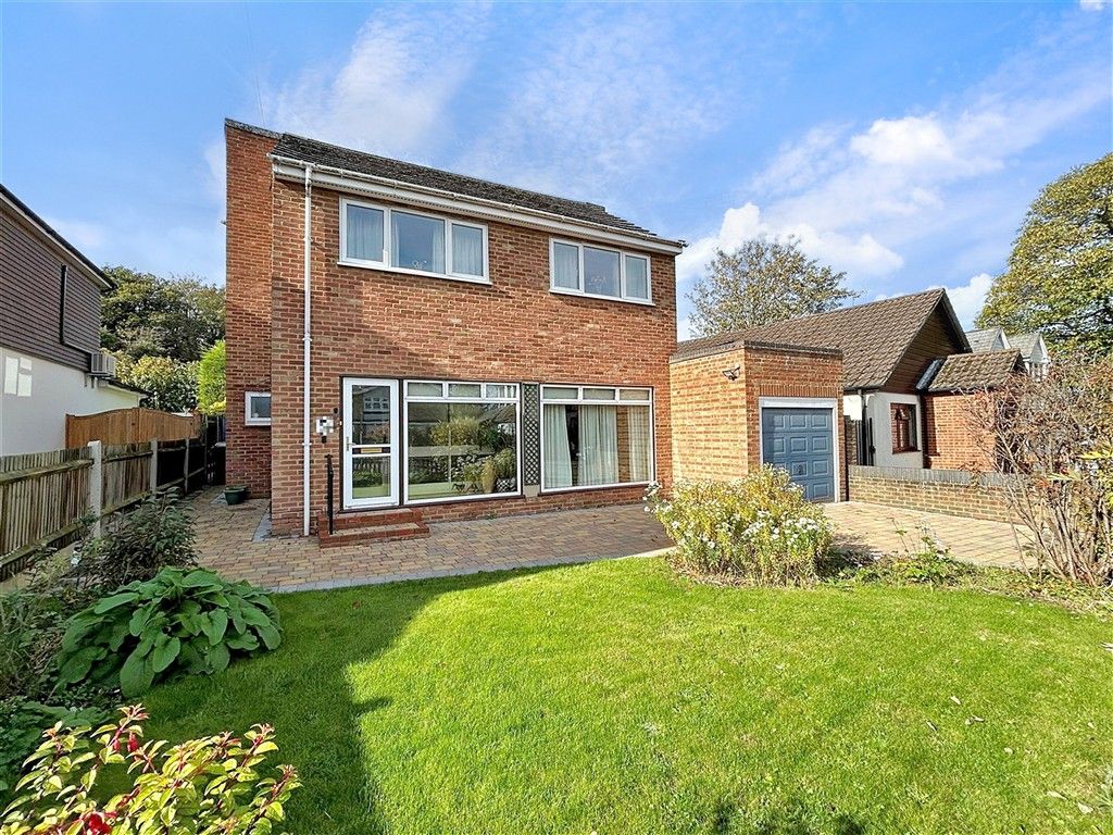 Property photo 1 of 16 Front