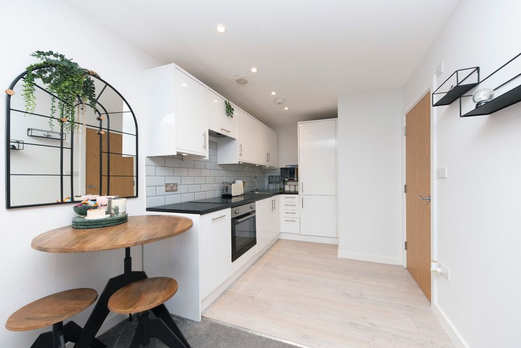 Property photo 2 of 14 Picture No. 03