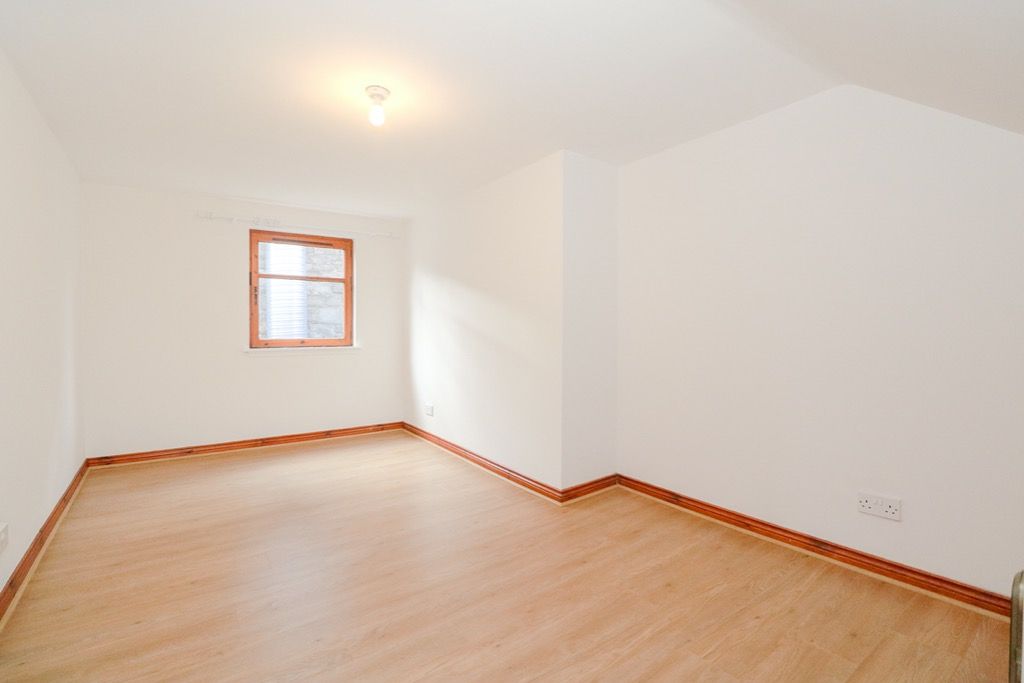 Property photo 3 of 13 Photo 3