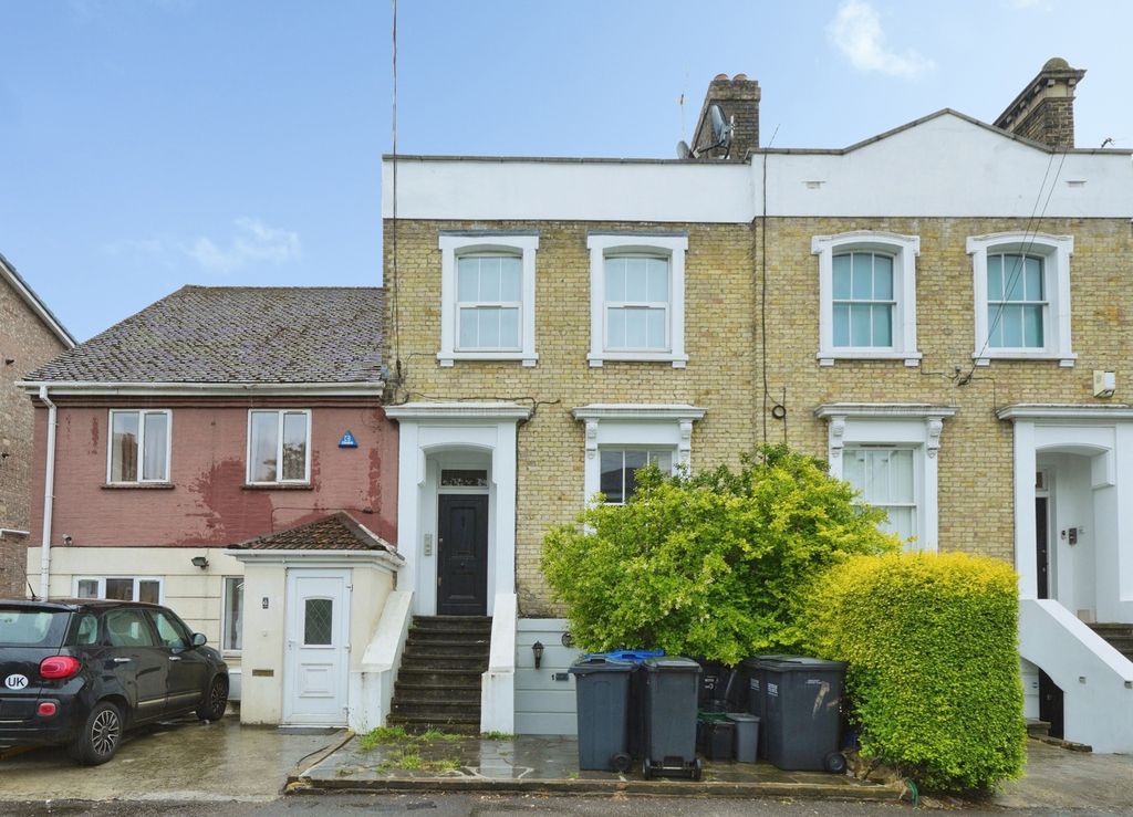 Property photo 3 of 15 Pbox-Img.Jpg