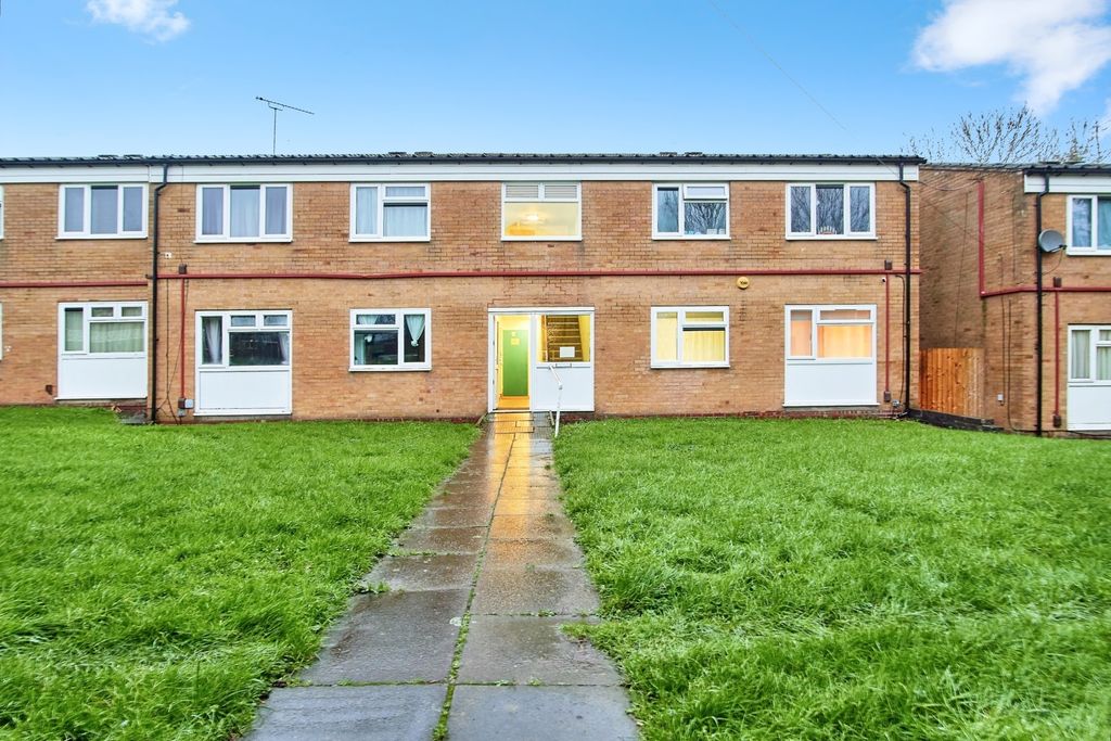 Property photo 1 of 20 Front