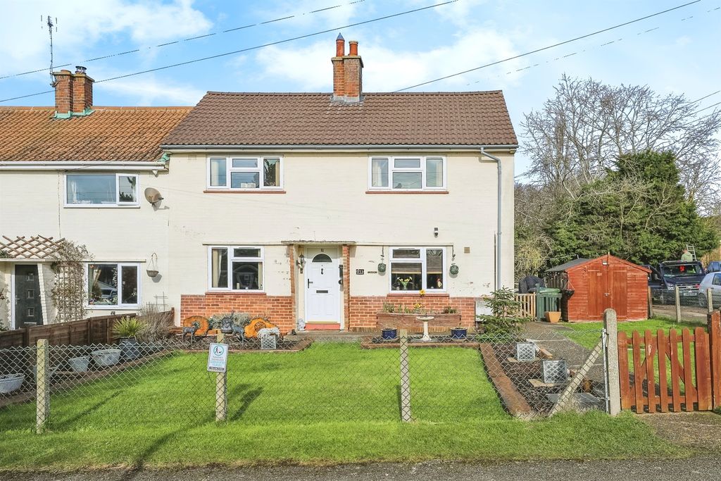 Property photo 1 of 17