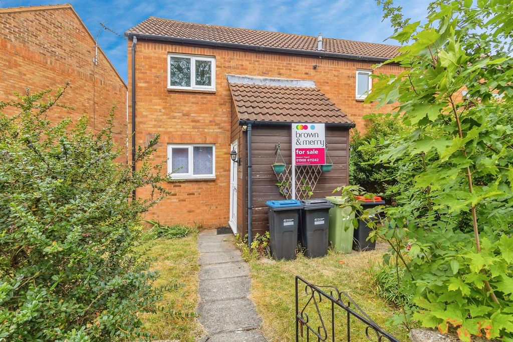 Property photo 1 of 17