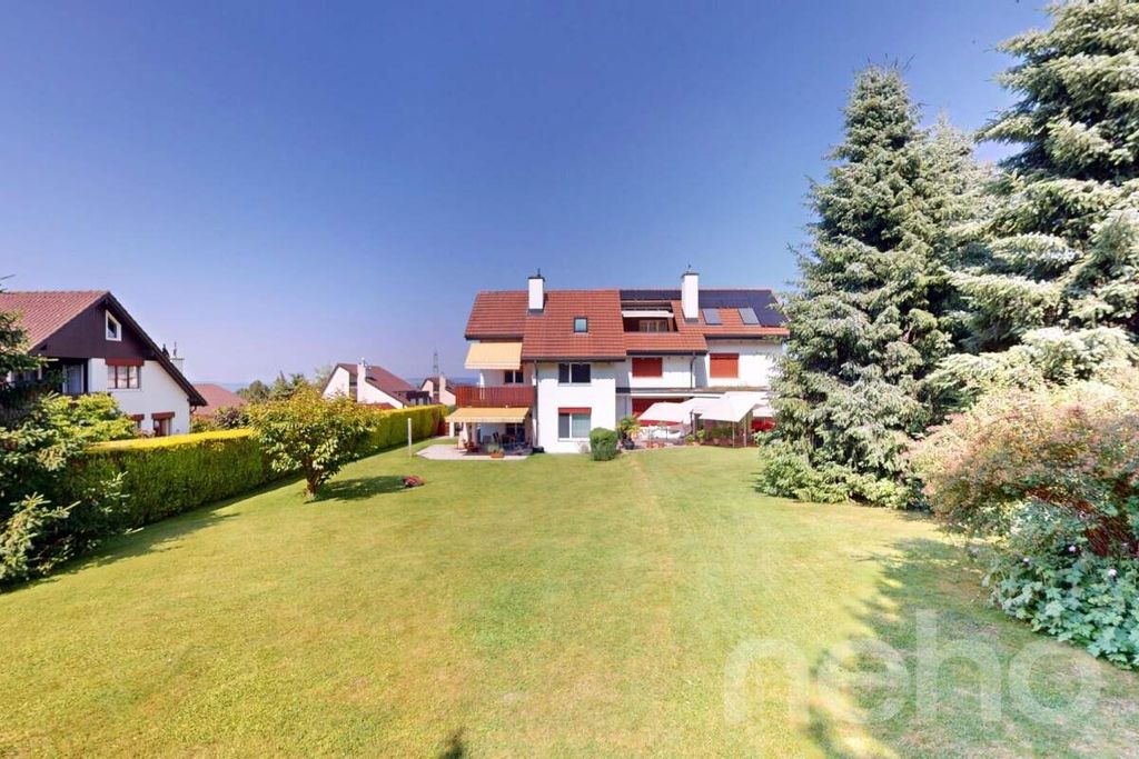 Property photo 3 of 11