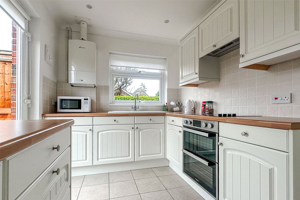 Property photo 3 of 16 Picture No. 09