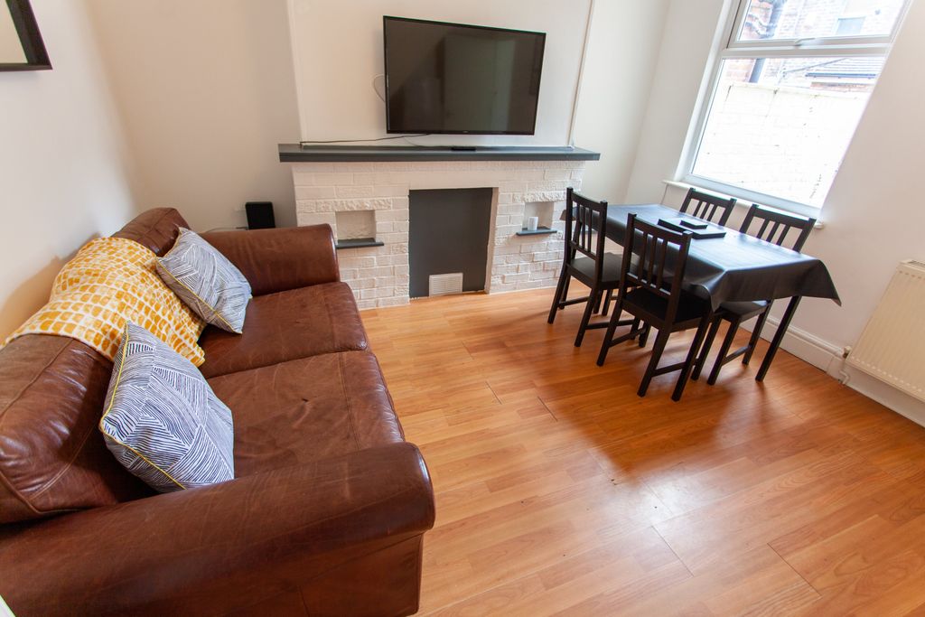 Property photo 1 of 10 Img_7538