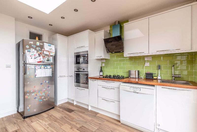 Property photo 2 of 17 Photo 13