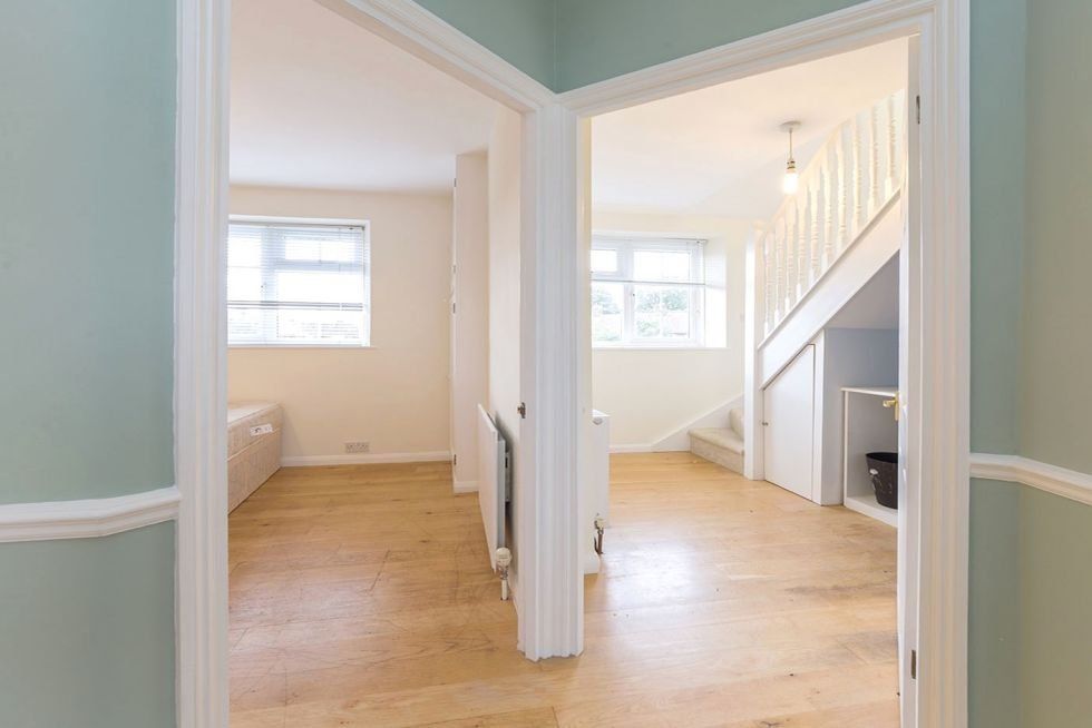 Property photo 2 of 6