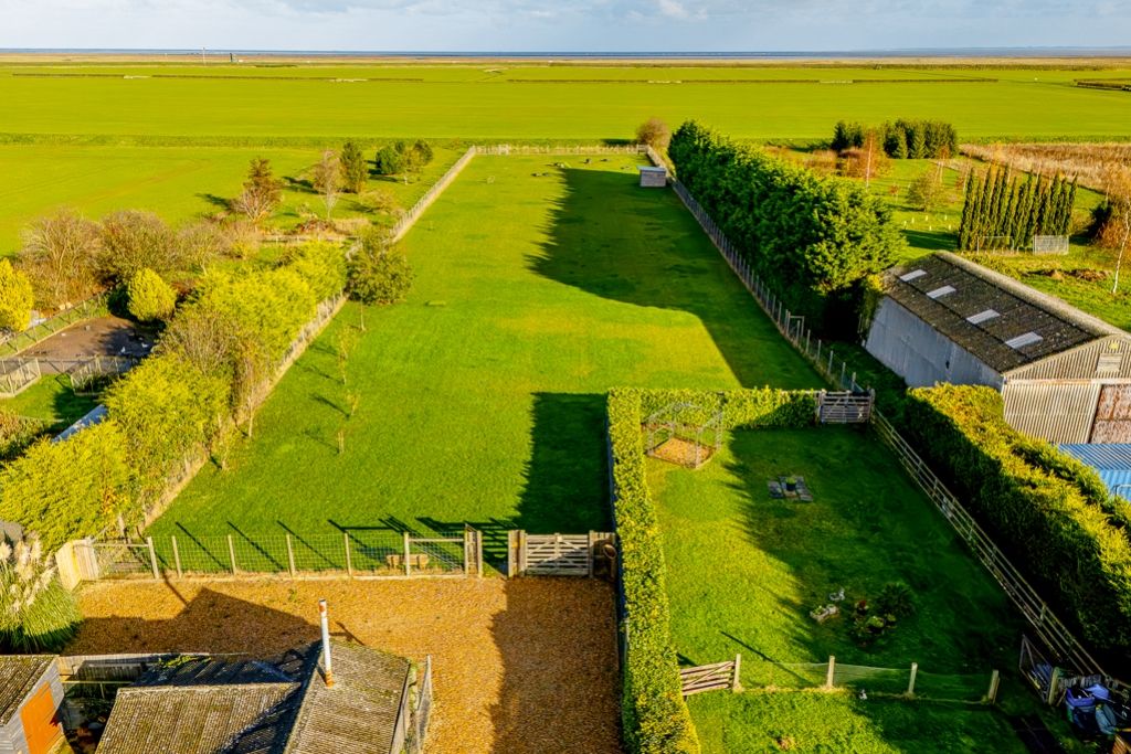 Property photo 2 of 24 Pegasus (South Holland)-4