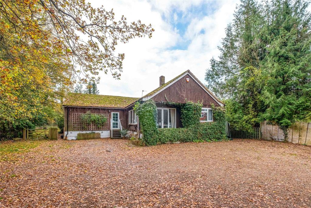 Property photo 2 of 14 Thistlefield