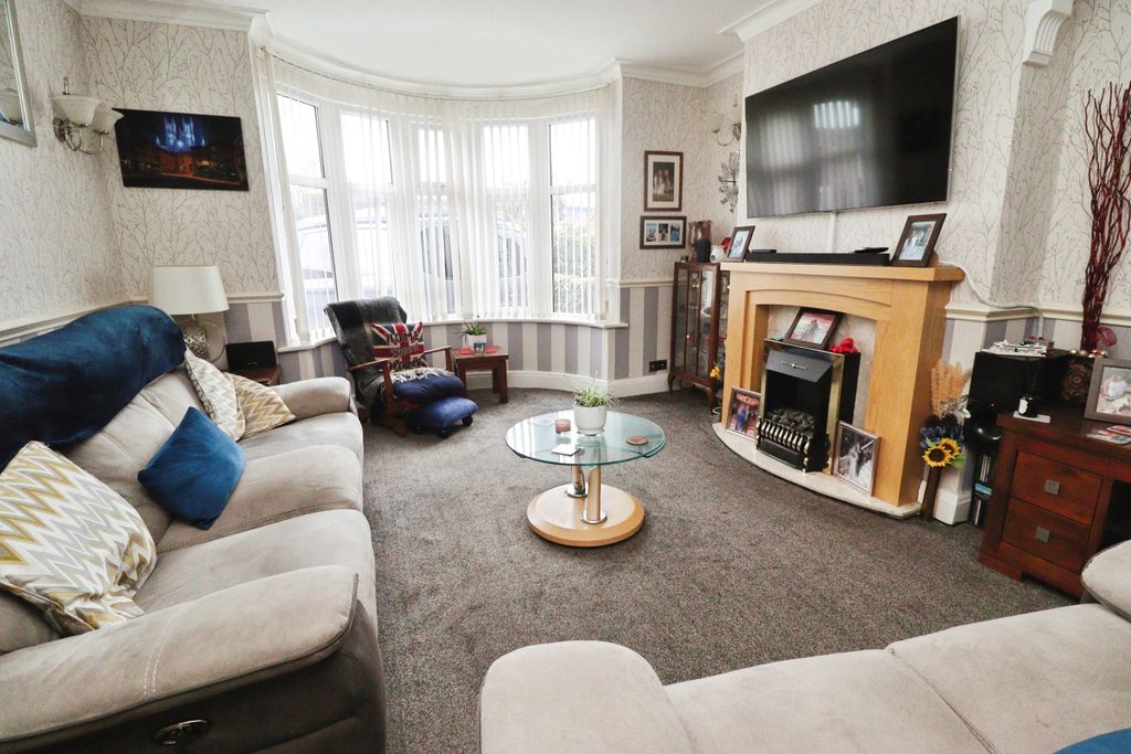 Property photo 3 of 29