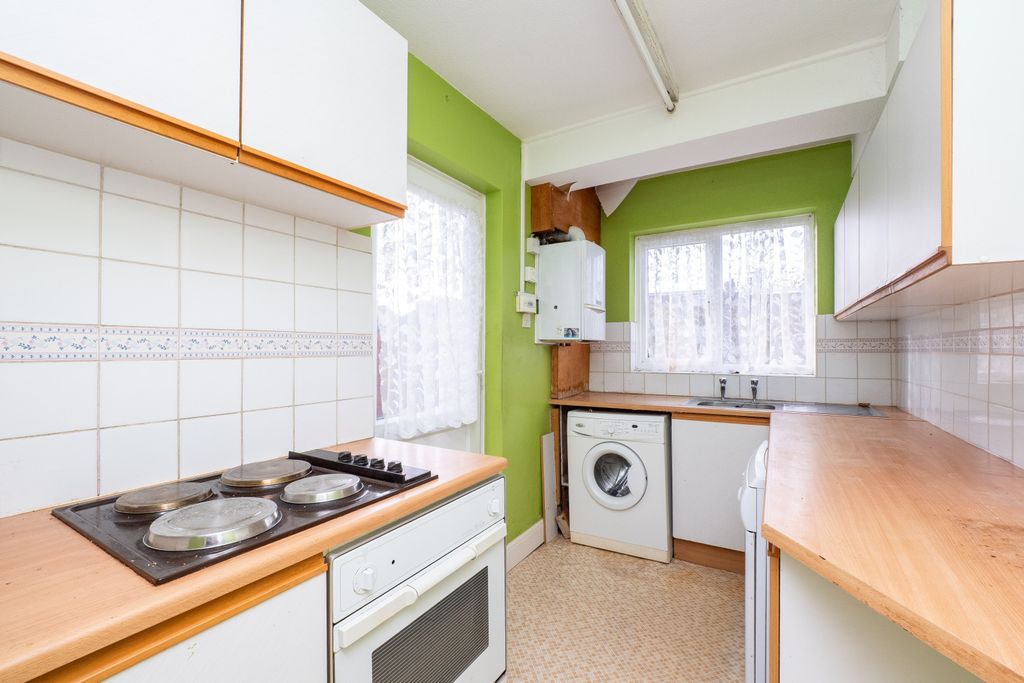 Property photo 2 of 12 Picture No. 09