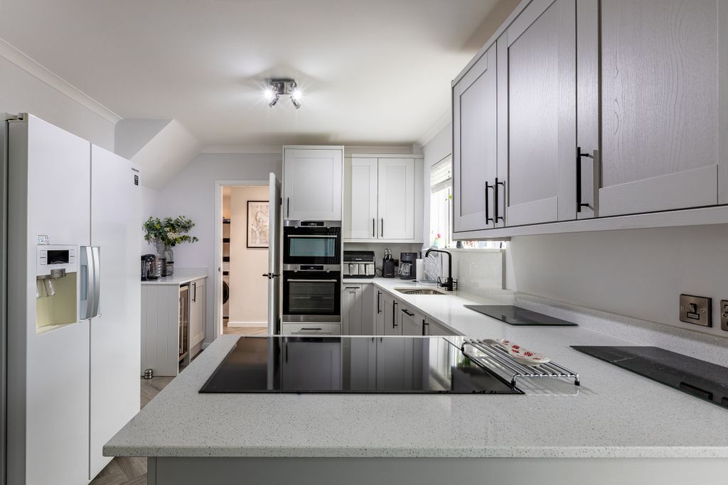 Property photo 3 of 22 Photo 3