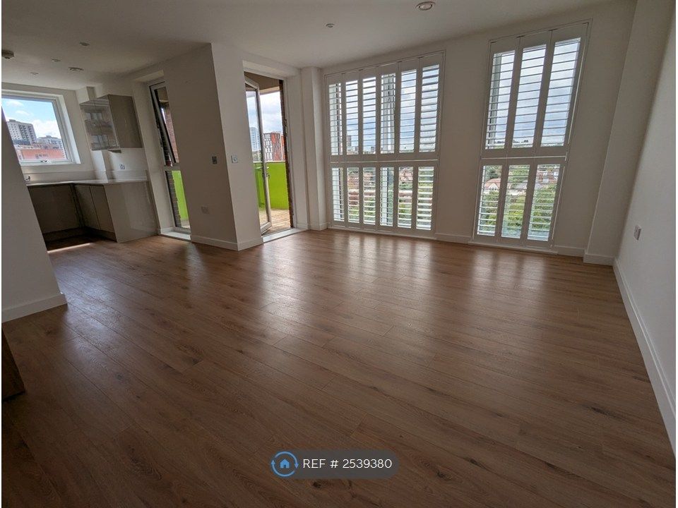 Property photo 1 of 26