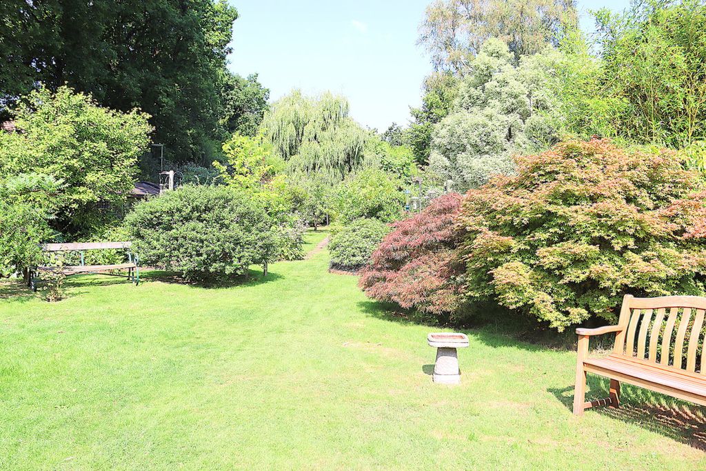 Property photo 3 of 19