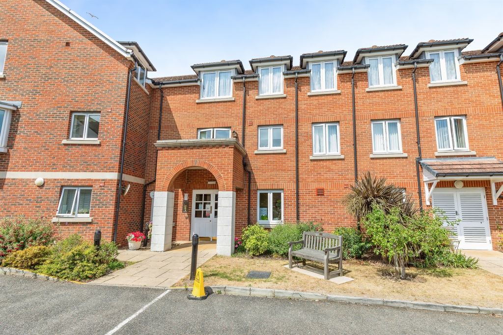 Property photo 1 of 7