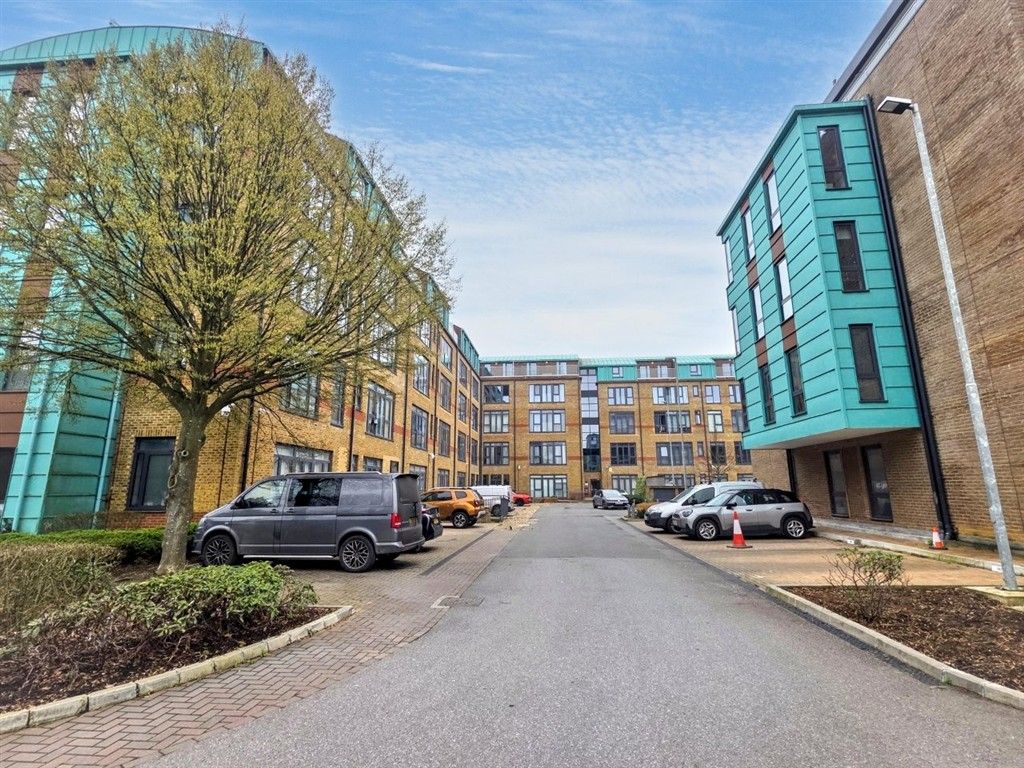 Property photo 2 of 18