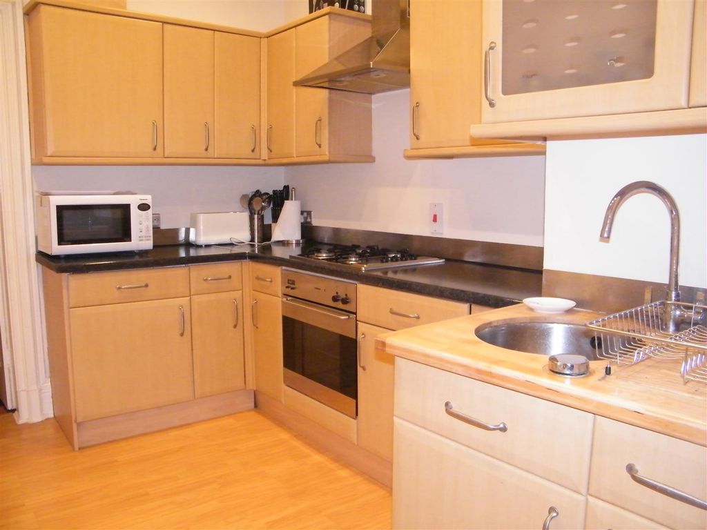 Property photo 3 of 5