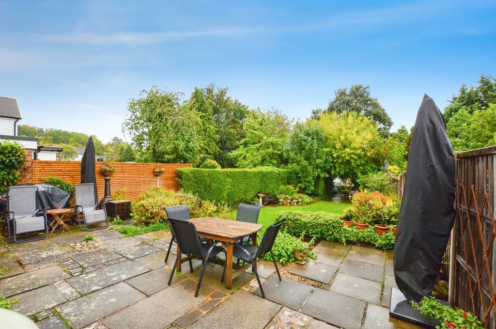 Property photo 3 of 16