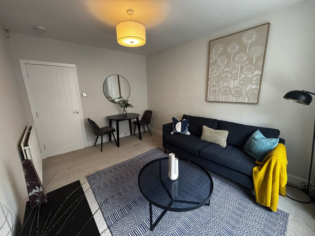 Property photo 2 of 7 Photo 2