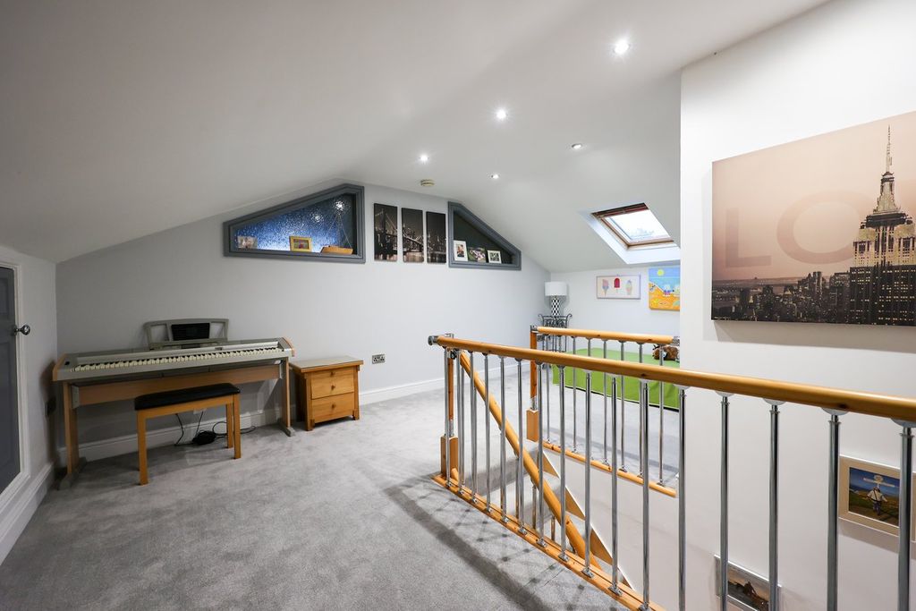 Additional image 11 of 5 bed detached house for saleBiscovey Road, Par PL24