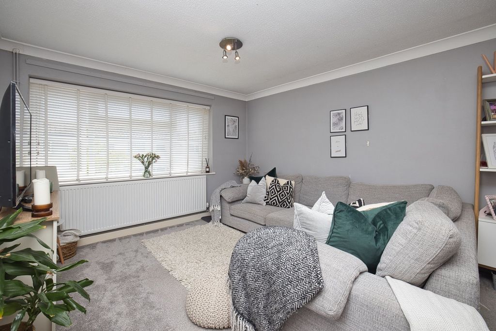 Property photo 3 of 9 Picture 3