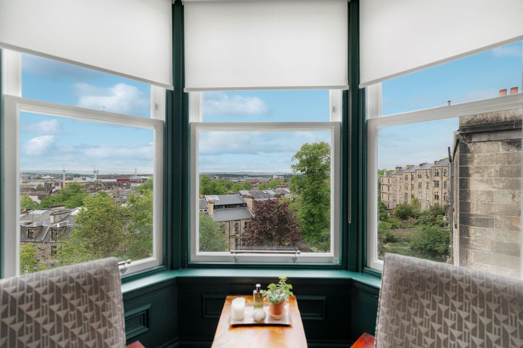 Additional image 20 of 2 bed flat for sale34 Huntly Gardens, Dowanhill G12