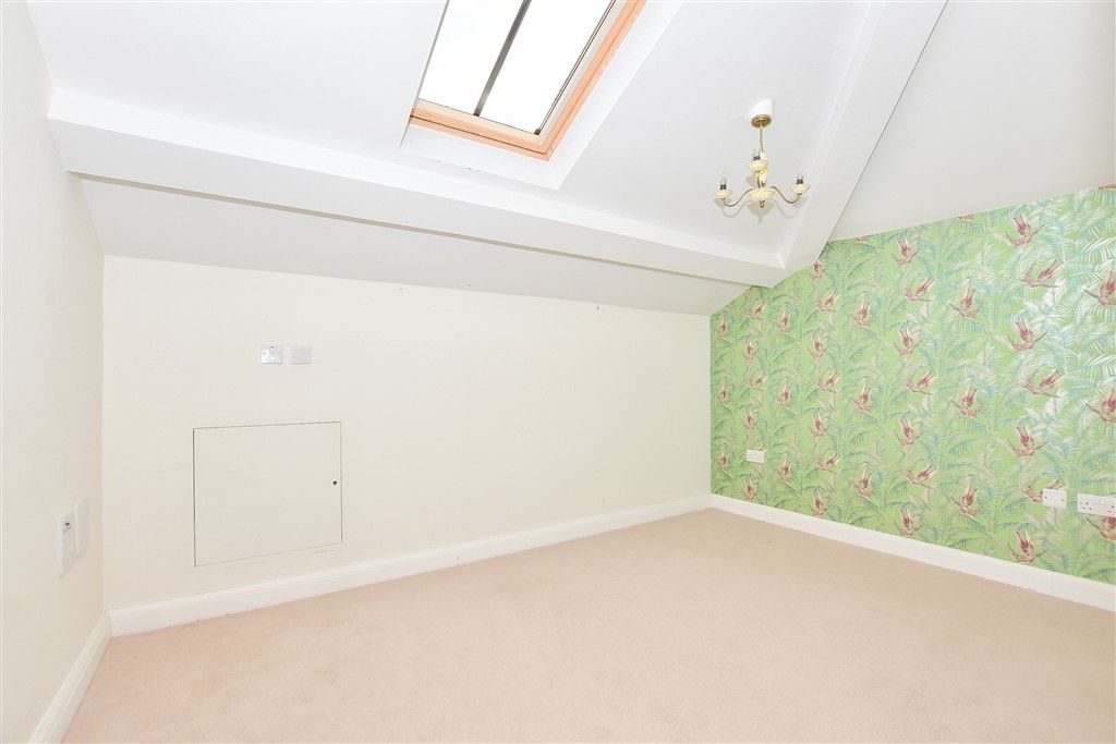 Property photo 1 of 14 Bedroom 2
