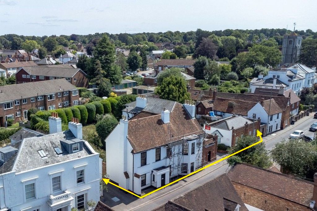 Property photo 1 of 3 Cameron House & Cameron Lodge 33 Church Street Leatherhead Surrey Kt22 8Eq
