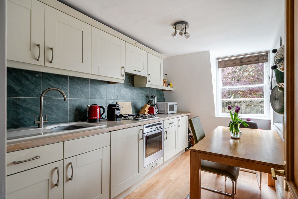 Property photo 3 of 16 Kitchen