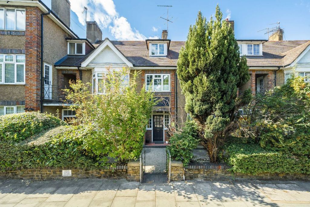 Property photo 1 of 6