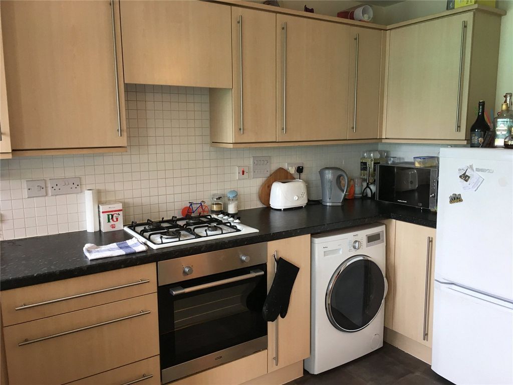 Property photo 3 of 8 Picture No. 04