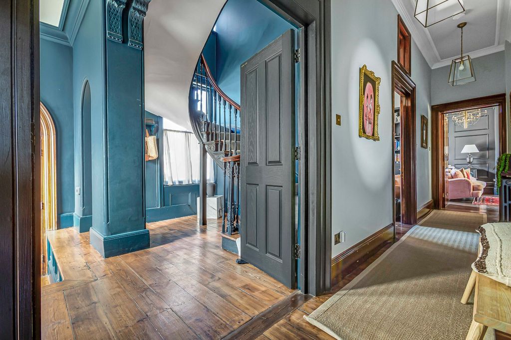 Property photo 3 of 28 Hallway