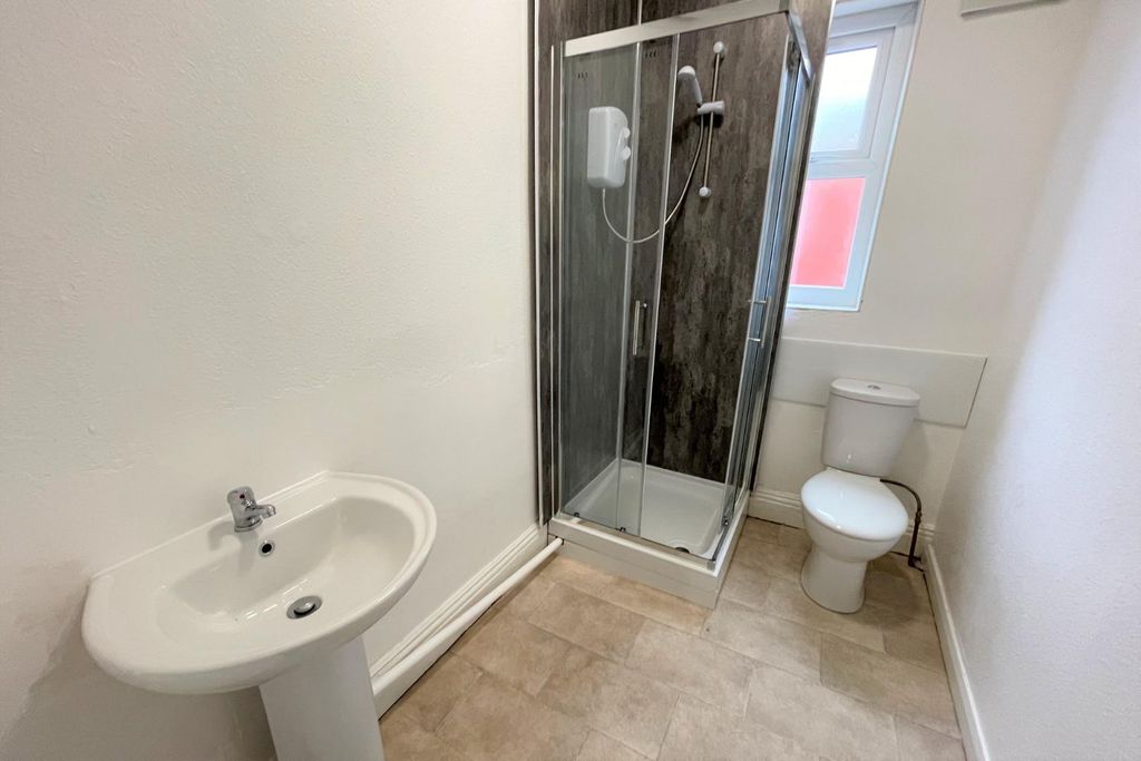 Property photo 3 of 10 3.Jpg