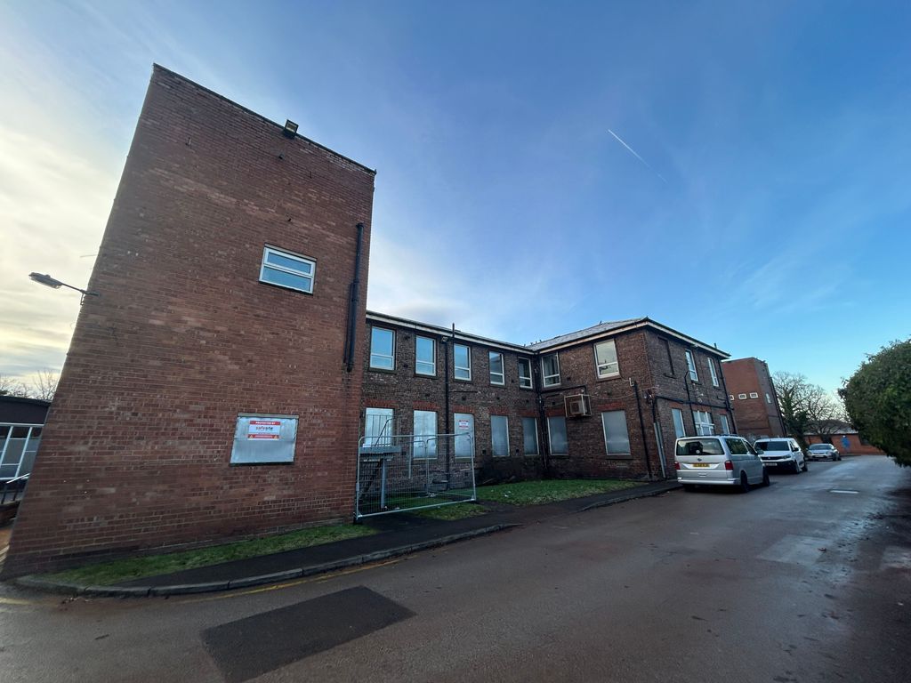 Property photo 1 of 3