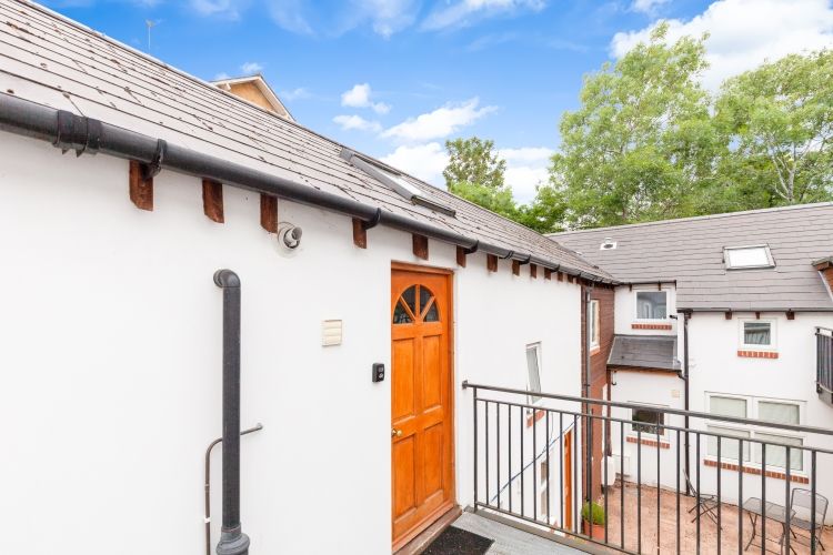 Property photo 2 of 9 226386