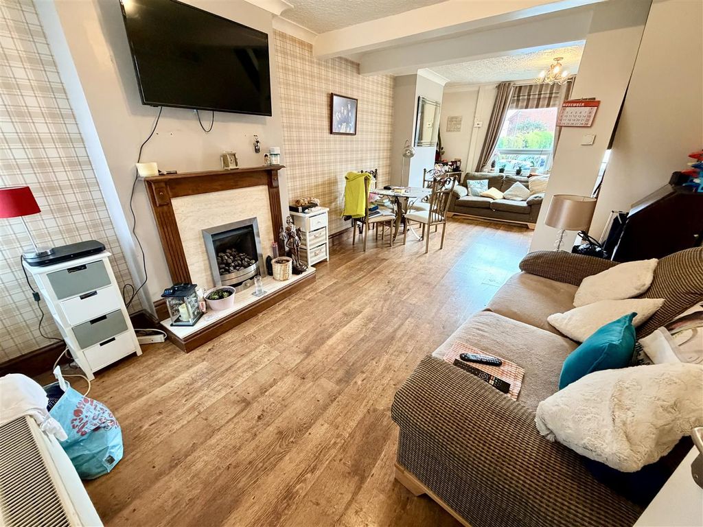 Property photo 3 of 12 Img_0516.Jpeg