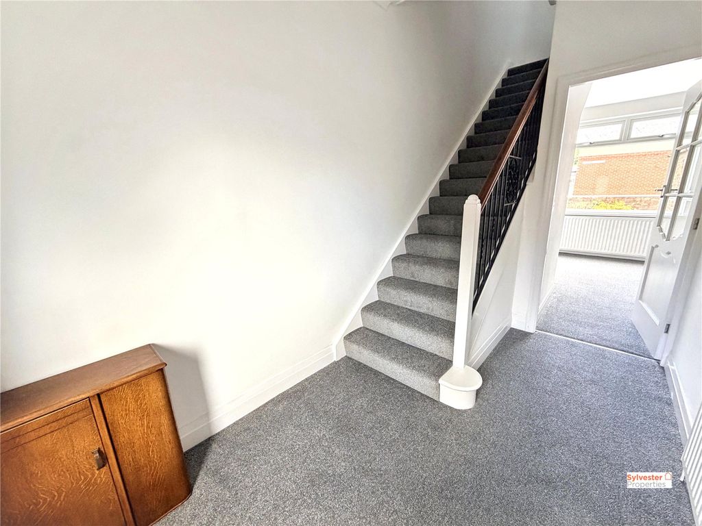 Property photo 3 of 17 Picture No. 08