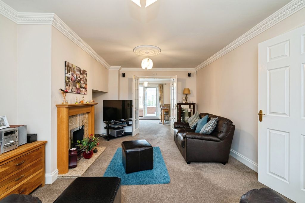 Property photo 3 of 18 Pbox-Img.Jpg