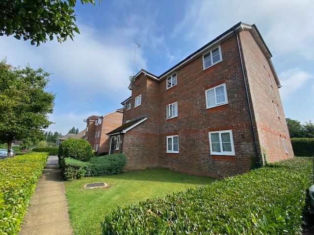 Property photo 3 of 12