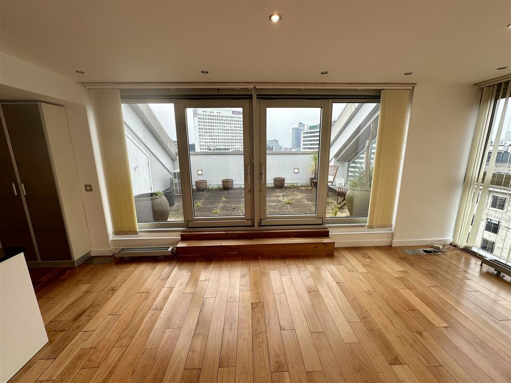 Property photo 3 of 47 Img_E1686.Jpg
