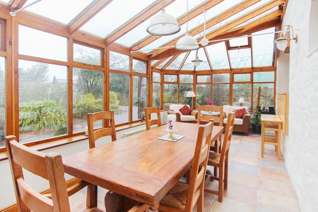 Additional image 5 of 5 bed detached house for saleRoute De La Charruee, Vale, Guernsey GY6