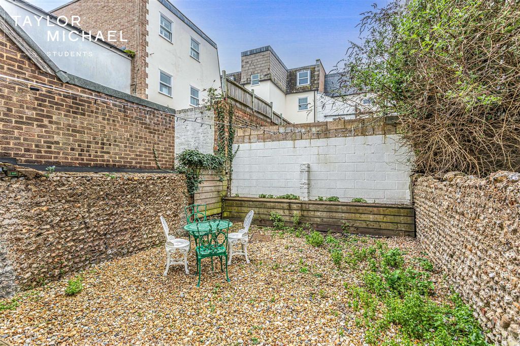 Additional image 17 of 6 bed maisonette to rentLewes Road, Brighton BN2