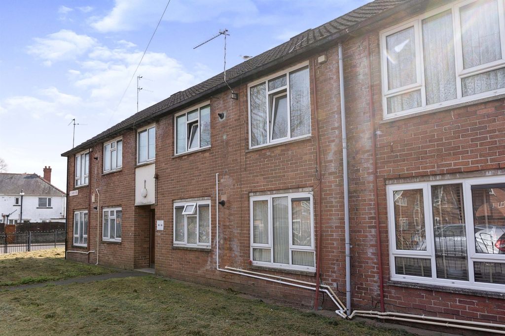 Property photo 1 of 23