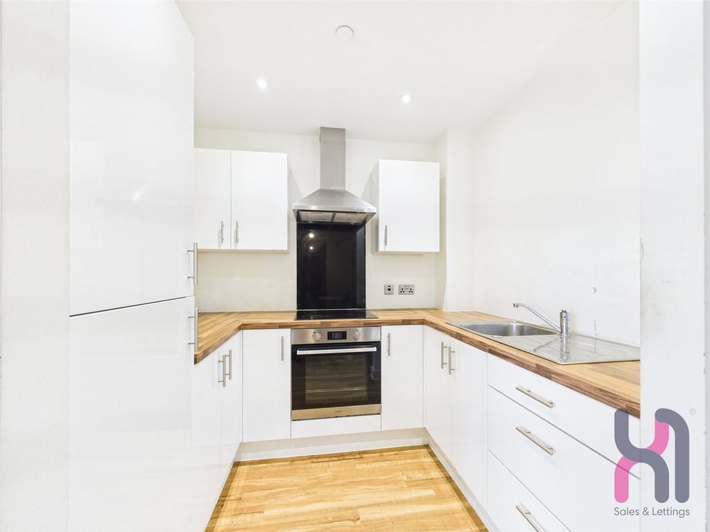 Property photo 3 of 10 Picture No. 19