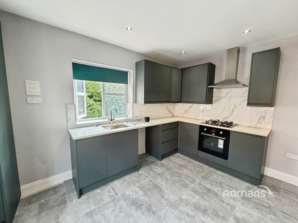 Property photo 2 of 7 Pbox-Img.Jpg
