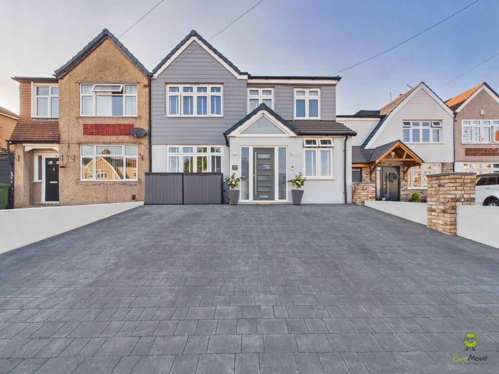 Property photo 1 of 26 Presented By Clinton At Ewemove Bexleyheath And Da