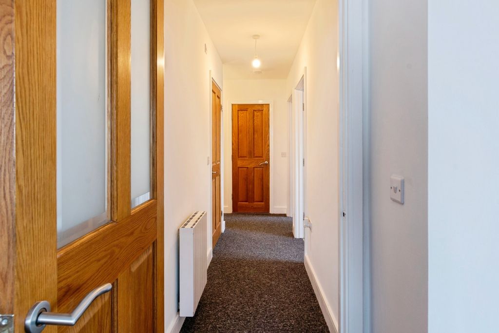Property photo 2 of 7 Pbox-Img.Jpg