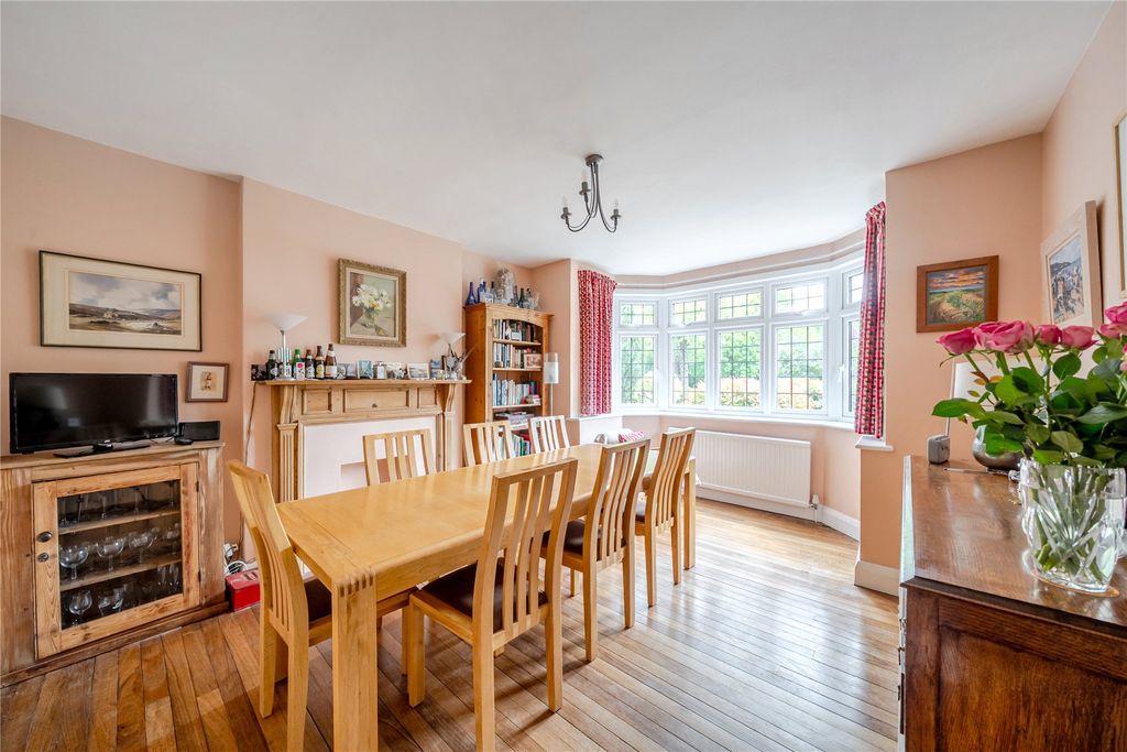 Property photo 2 of 22 Picture No. 29